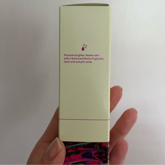 Good Molecules Overnight Exfoliating Treatment - Picture 2 of 5